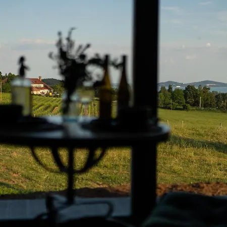 Istvandy Birtok Апартаменты Kaptalantoti