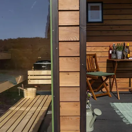 Istvandy Birtok アパート