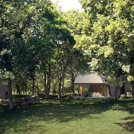 Апартаменты Istvandy Birtok *